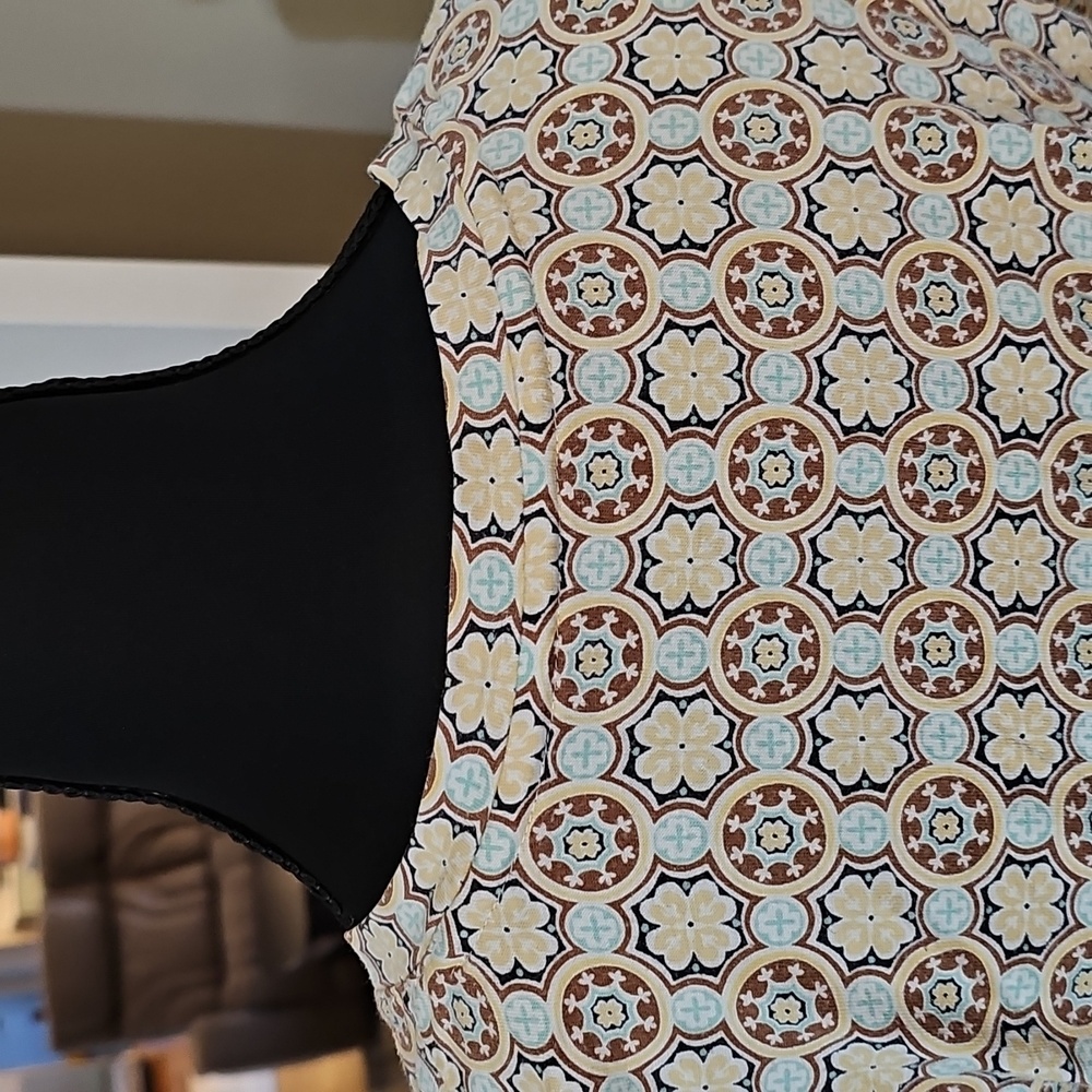 Top - Picture 10 of 15